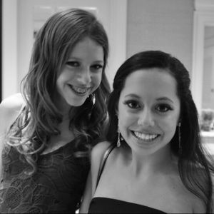 Meet your Posher, Chloe